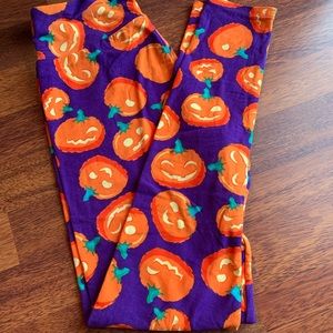LulaRoe OS pumpkin leggings